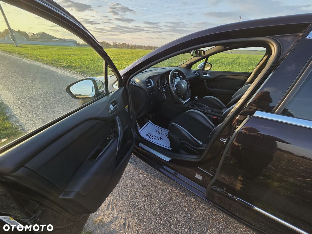 Citroën DS4 BlueHDi 150 S&S Urban Show - 12