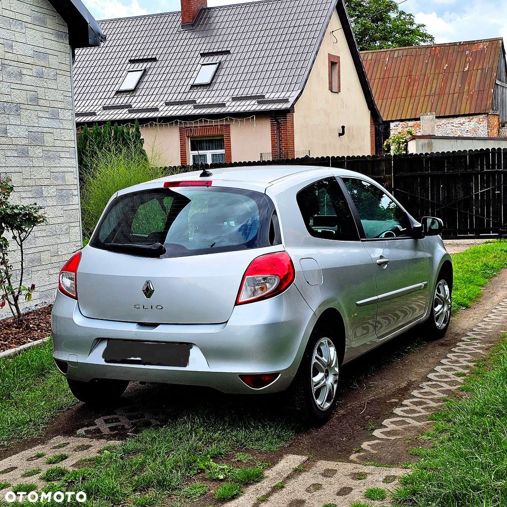 Renault Clio - 3