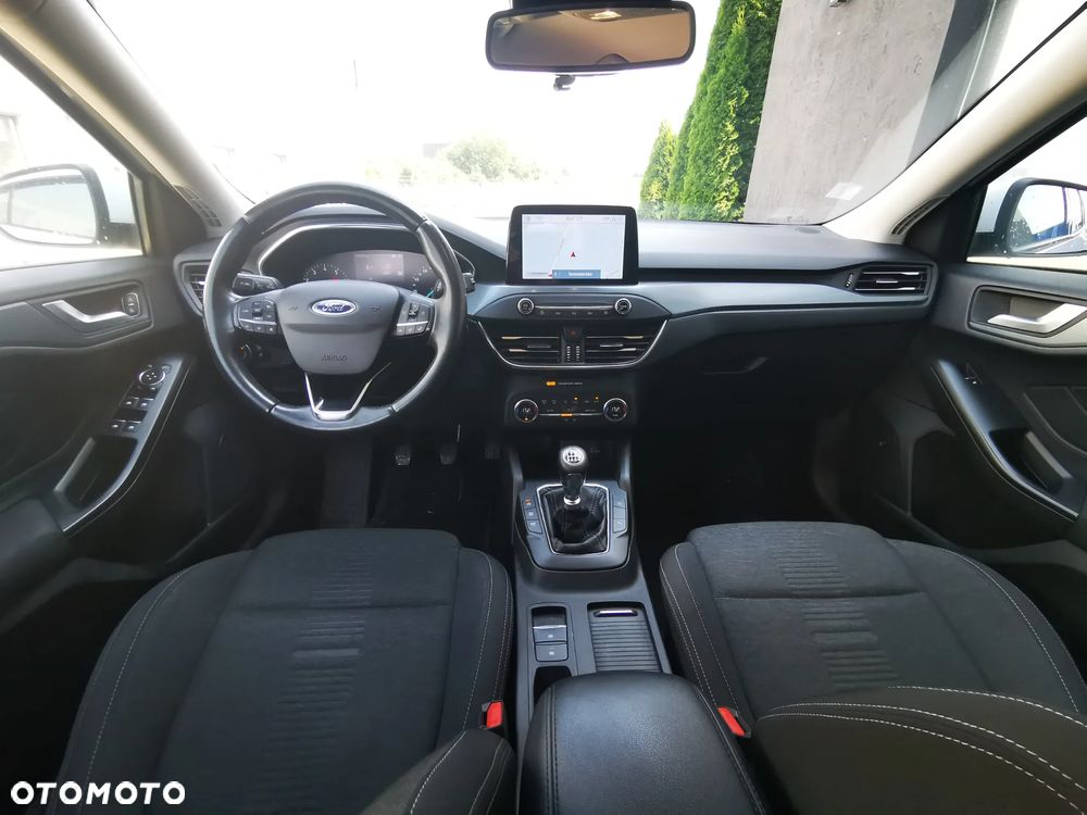 Ford Focus 1.0 EcoBoost Start-Stopp-System ACTIVE DESIGN - 9