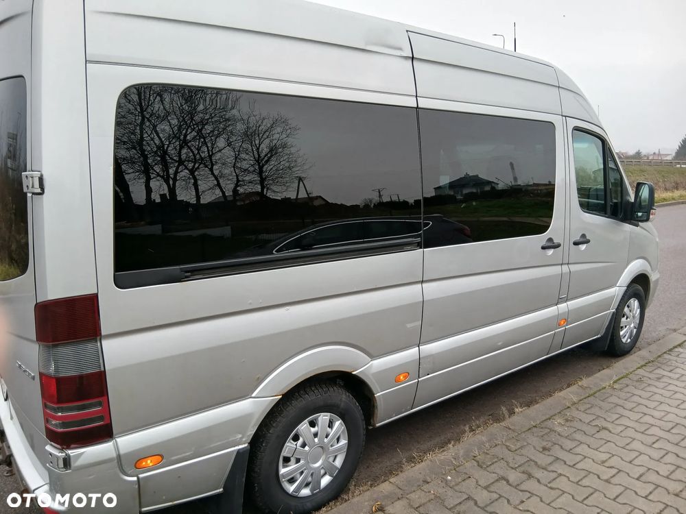 Mercedes-Benz Sprinter - 15
