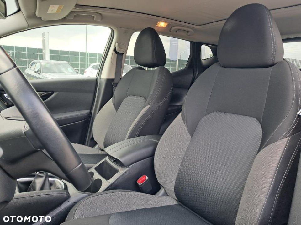 Nissan Qashqai - 11