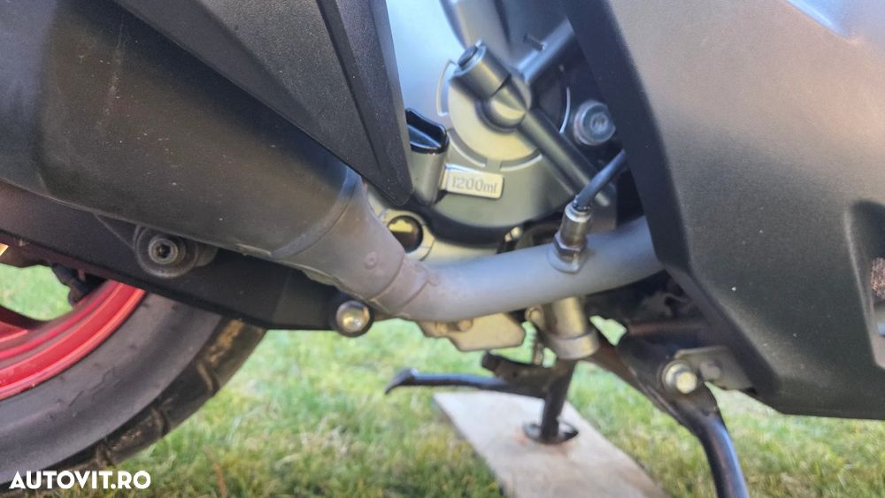 Suzuki AN 400 Burgman - 23