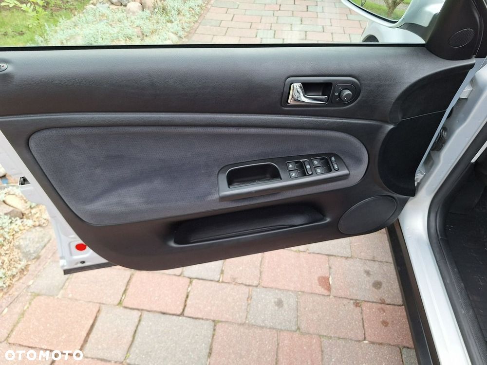 Volkswagen Passat - 14