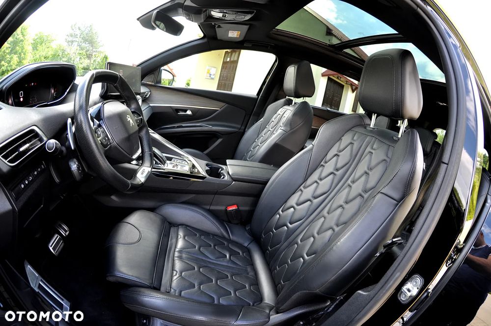Peugeot 5008 PureTech 180 EAT8 Stop & Start GT - 24