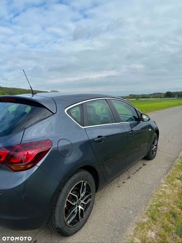 Opel Astra - 6