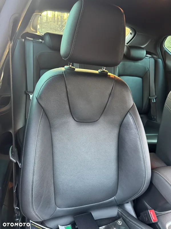 Opel Astra 1.4 Turbo Start/Stop Dynamic - 32