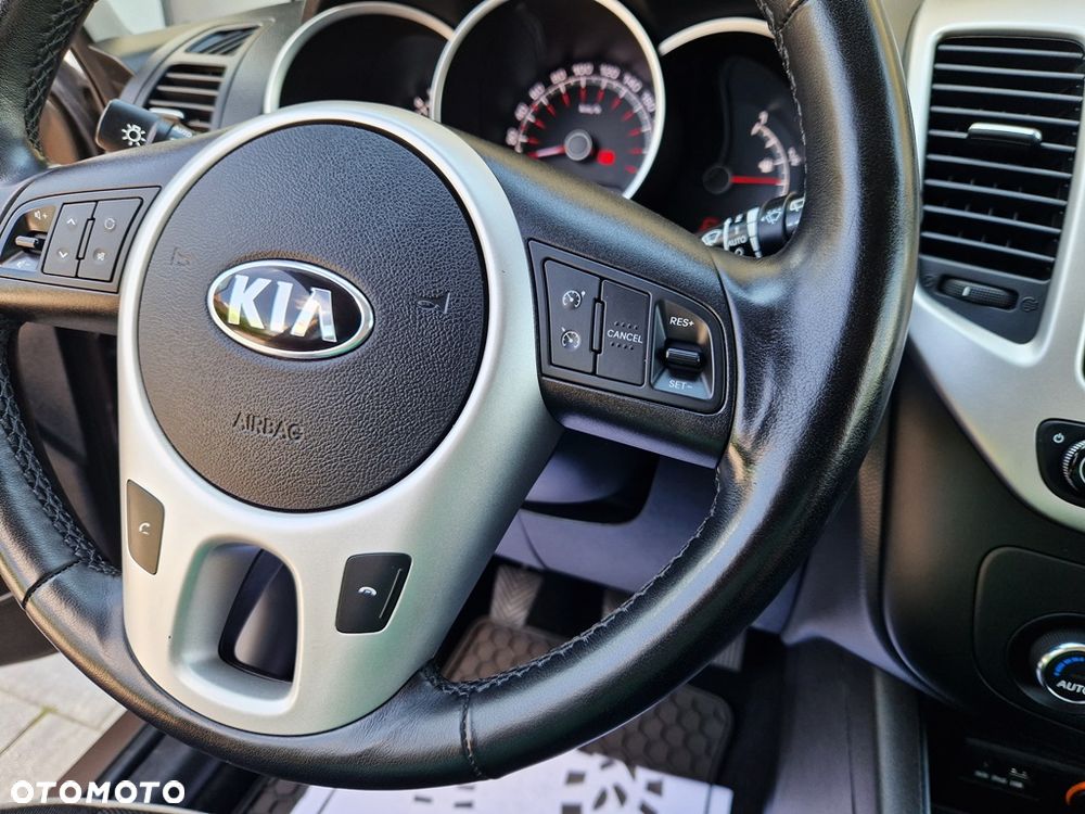 Kia Venga 1.6 CVVT Platinum Edition - 30