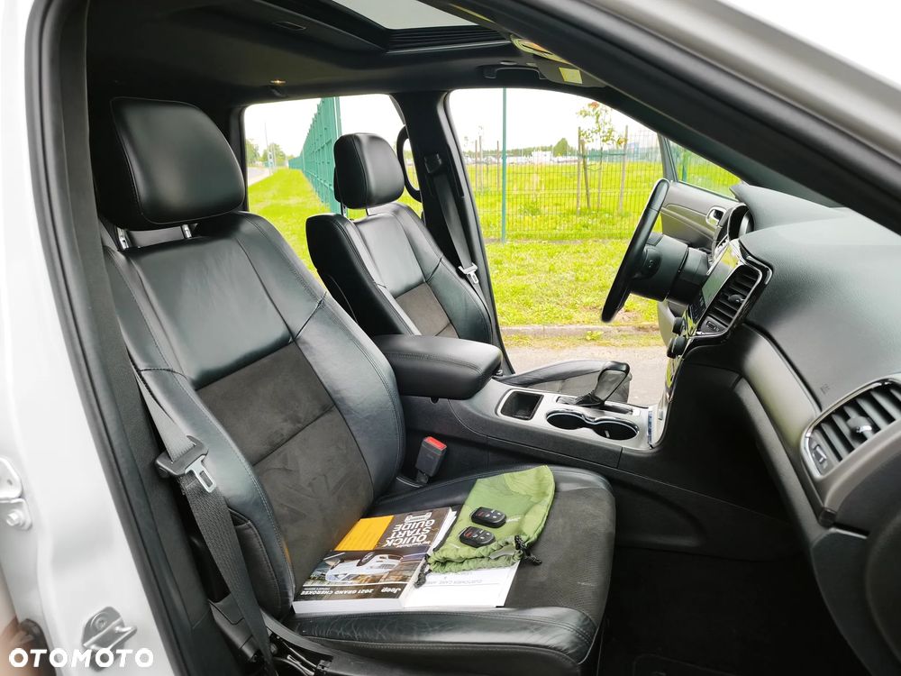 Jeep Grand Cherokee 3.6 V6 Laredo - 26