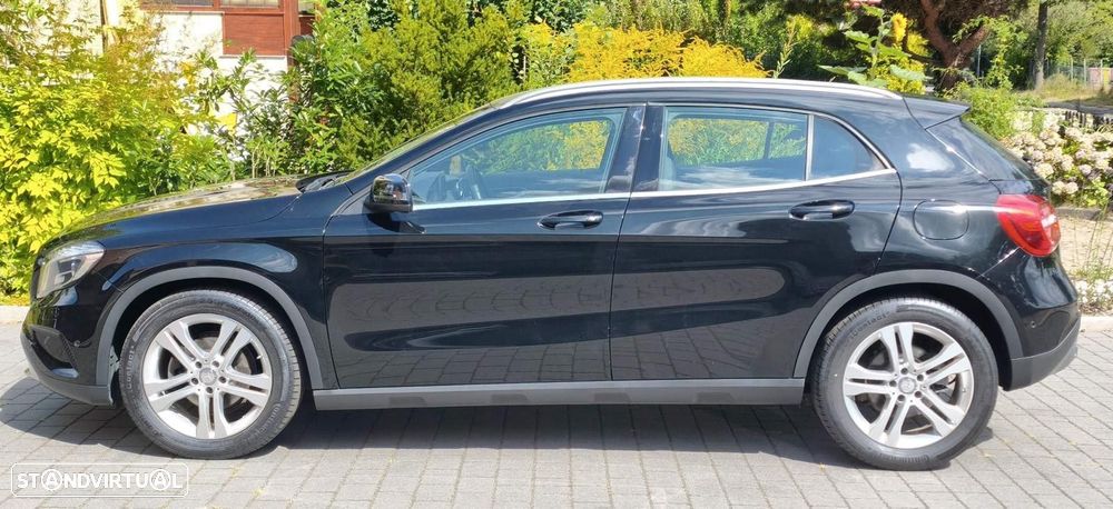 Mercedes-Benz GLA 180 d Urban Aut. — fotografia 5