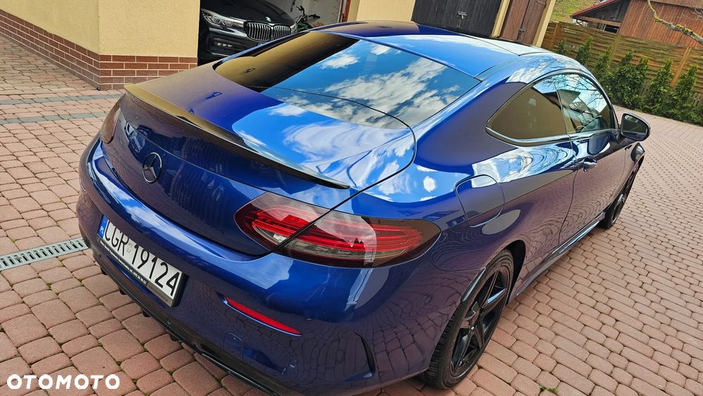 Mercedes-Benz Klasa C 200 7G-TRONIC - 23