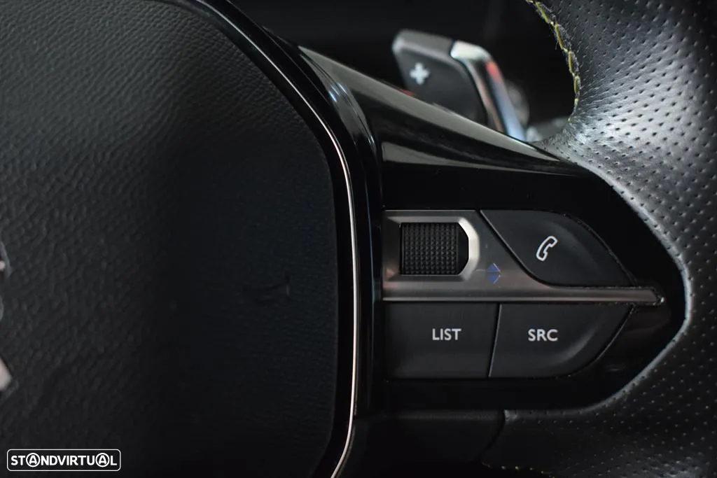 Peugeot 2008 1.5 BlueHDi GT EAT8 - 18