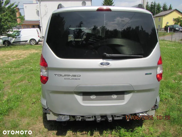 Ford Tourneo Courier - 3