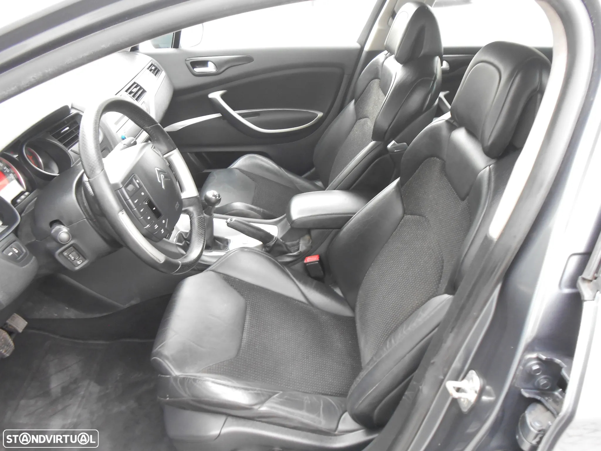 Citroën C5 1.6 HDi VTR - 16
