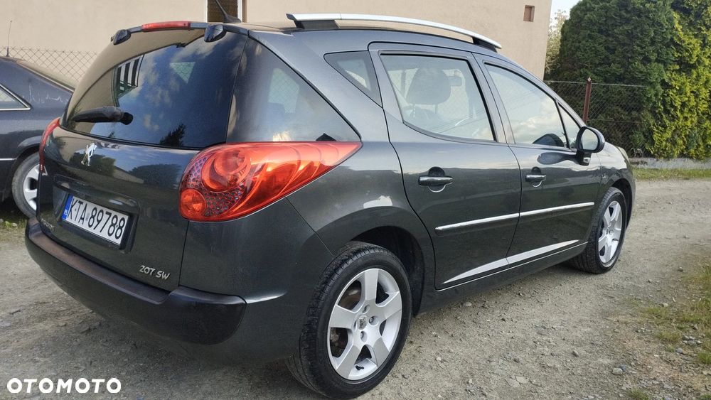 Peugeot 207 120 Premium - 11
