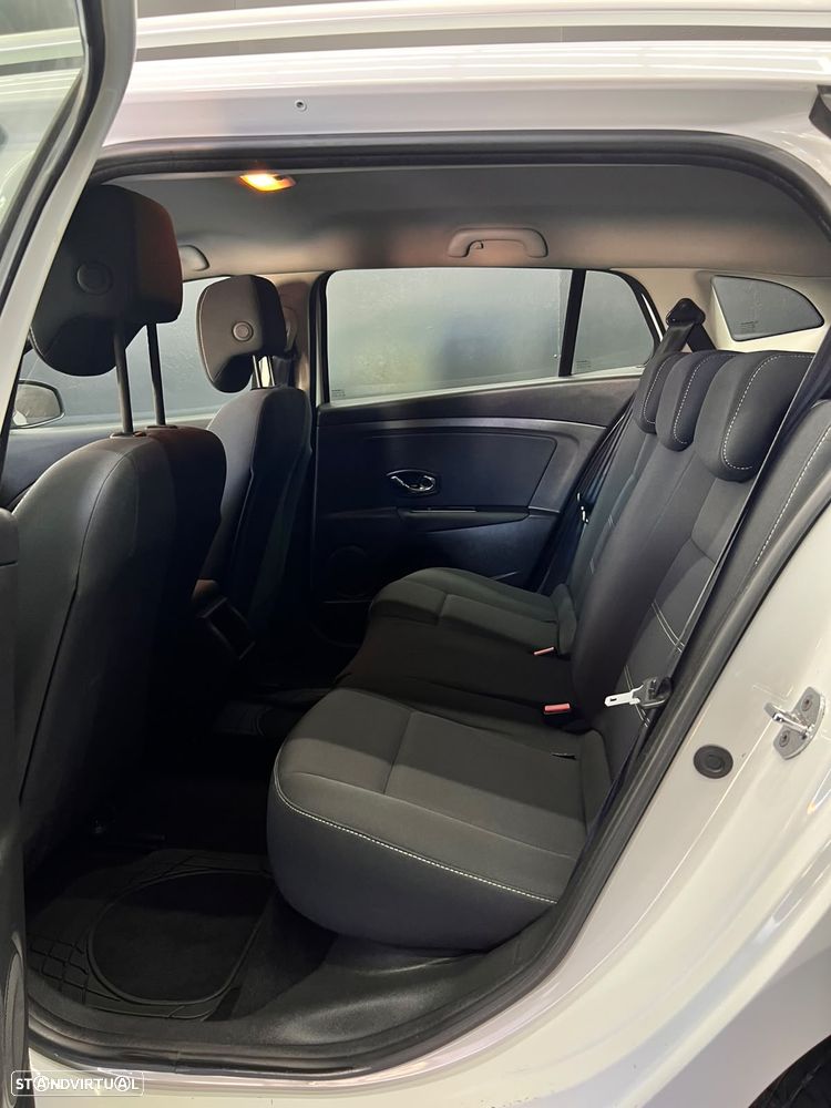 Renault Mégane Sport Tourer 1.5 dCi Dynamique S SS - 18
