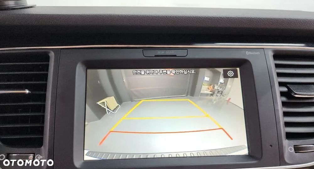 Kia Carnival - 18