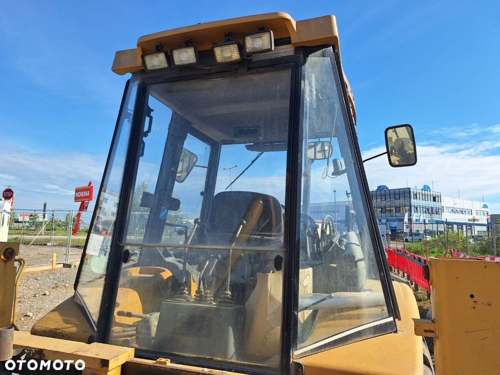 Caterpillar 428 C 4X4 - 40