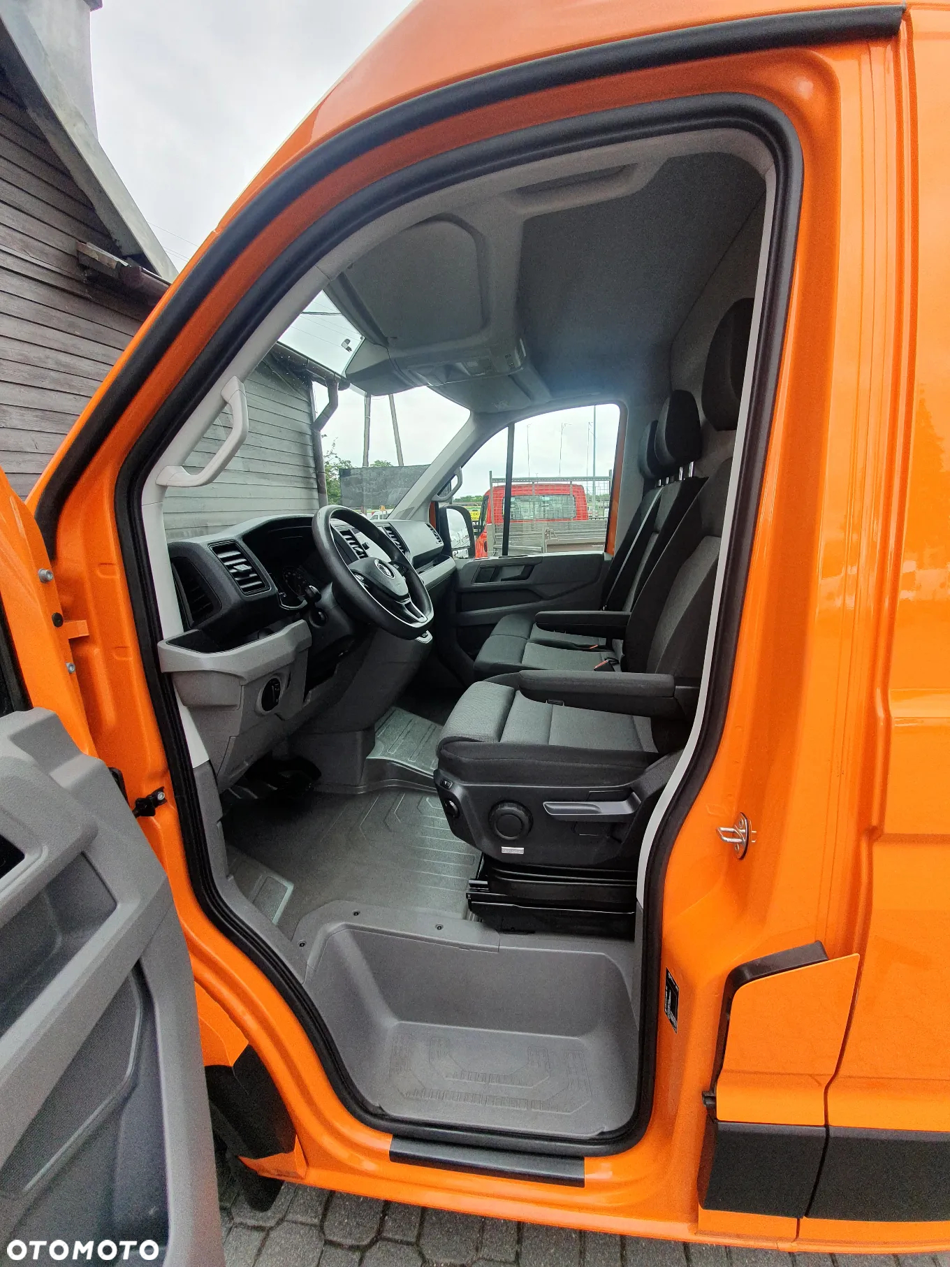 Volkswagen CRAFTER - 13