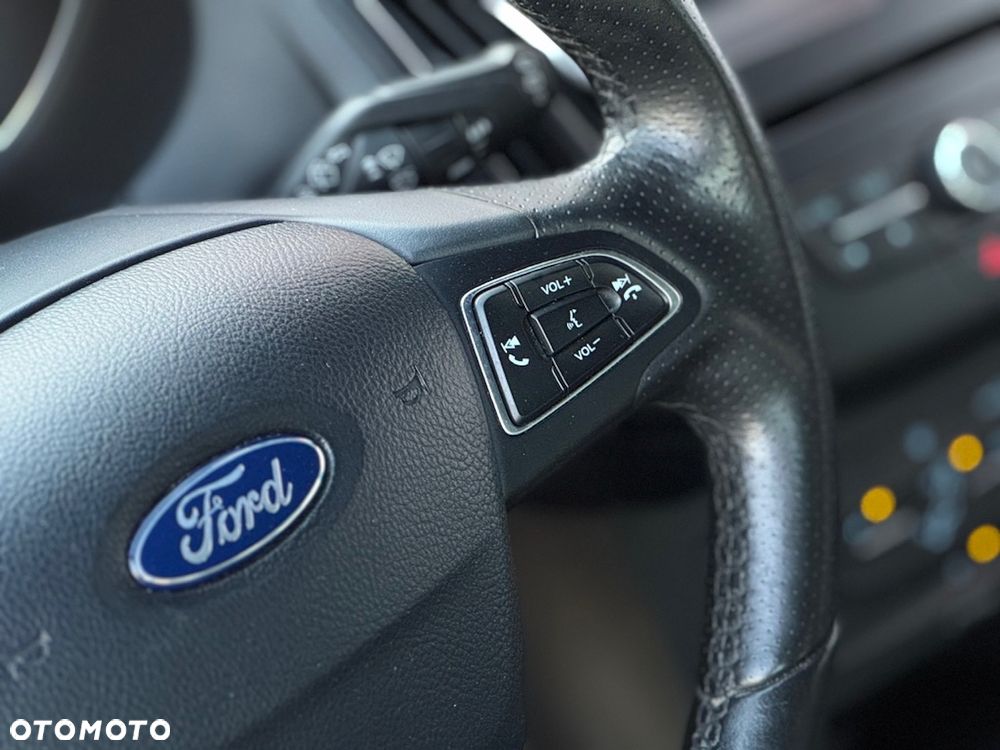 Ford Focus 2.0 TDCi ST - 18
