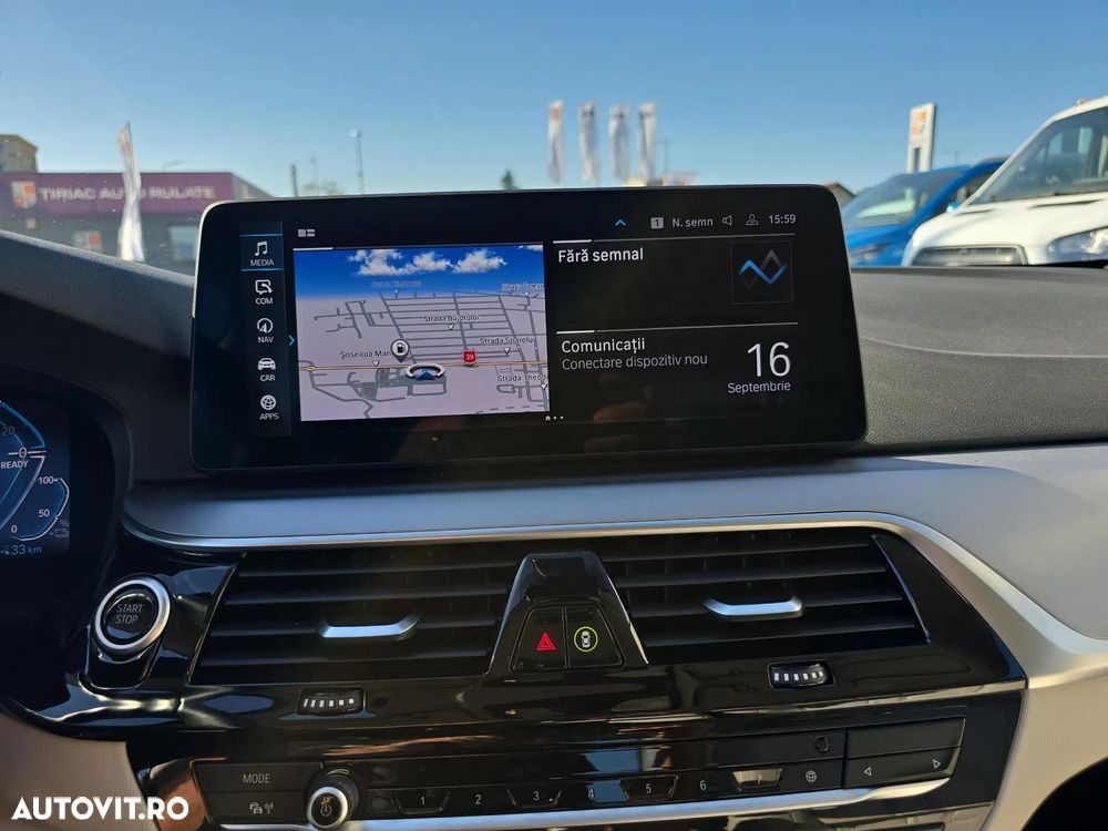 BMW Seria 5 530e xDrive AT PHEV - 16