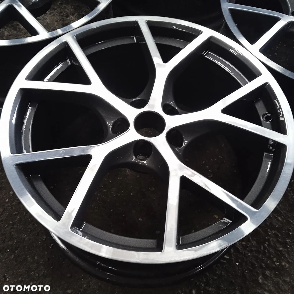 Felgi Audi RS3 8Y 19" ET46 - 8