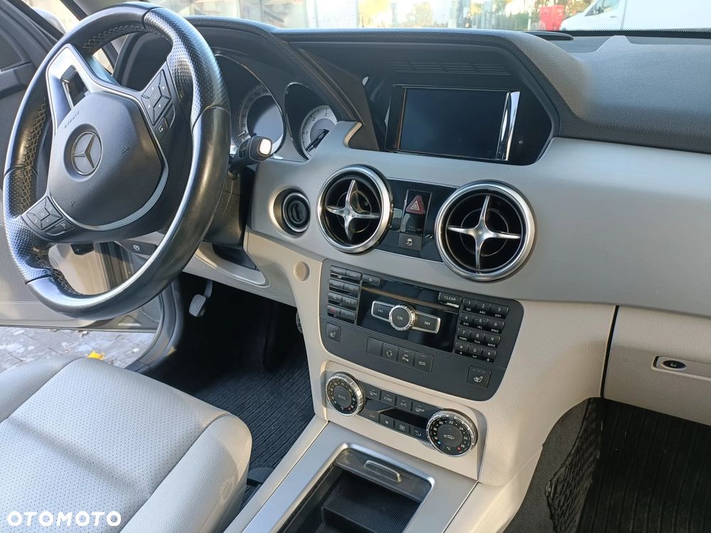 Mercedes-Benz GLK 250 BlueTEC 4Matic 7G-TRONIC - 25