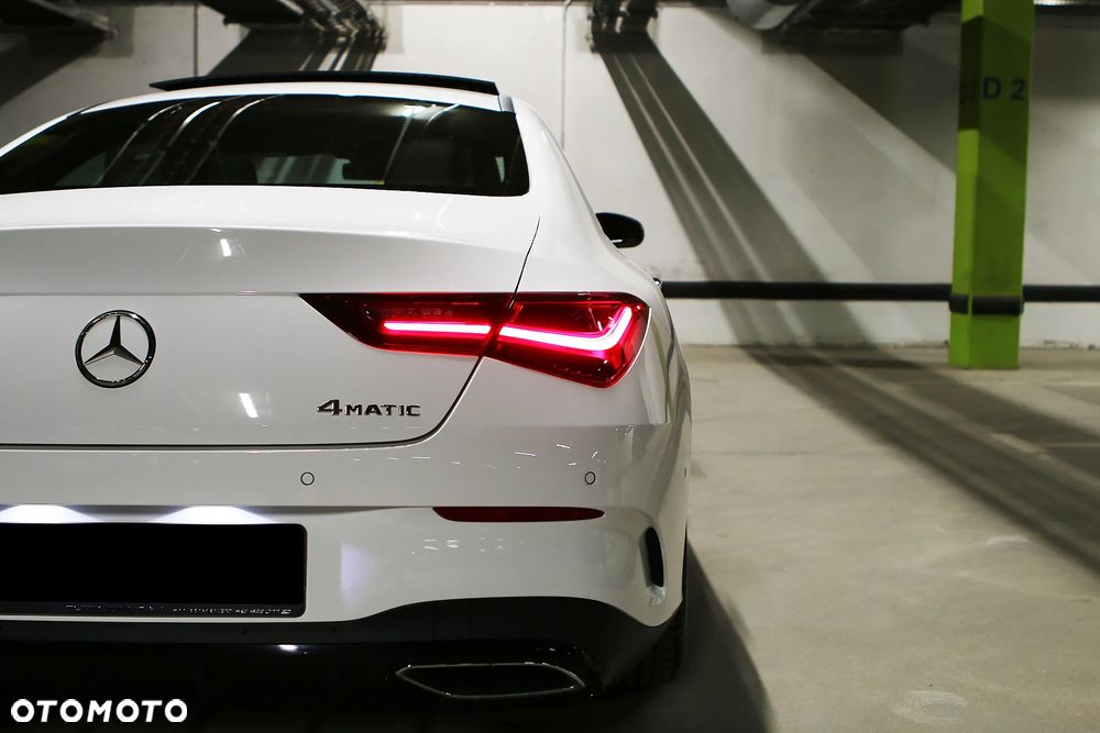Mercedes-Benz CLA 250 4Matic 7G-DCT AMG Line - 14