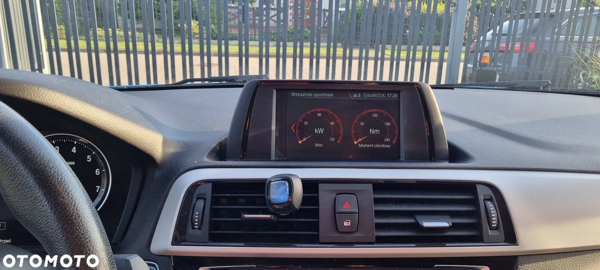 BMW Seria 1 118i - 11