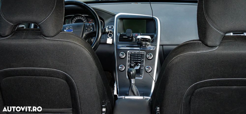 Volvo XC 60 D3 Momentum - 2