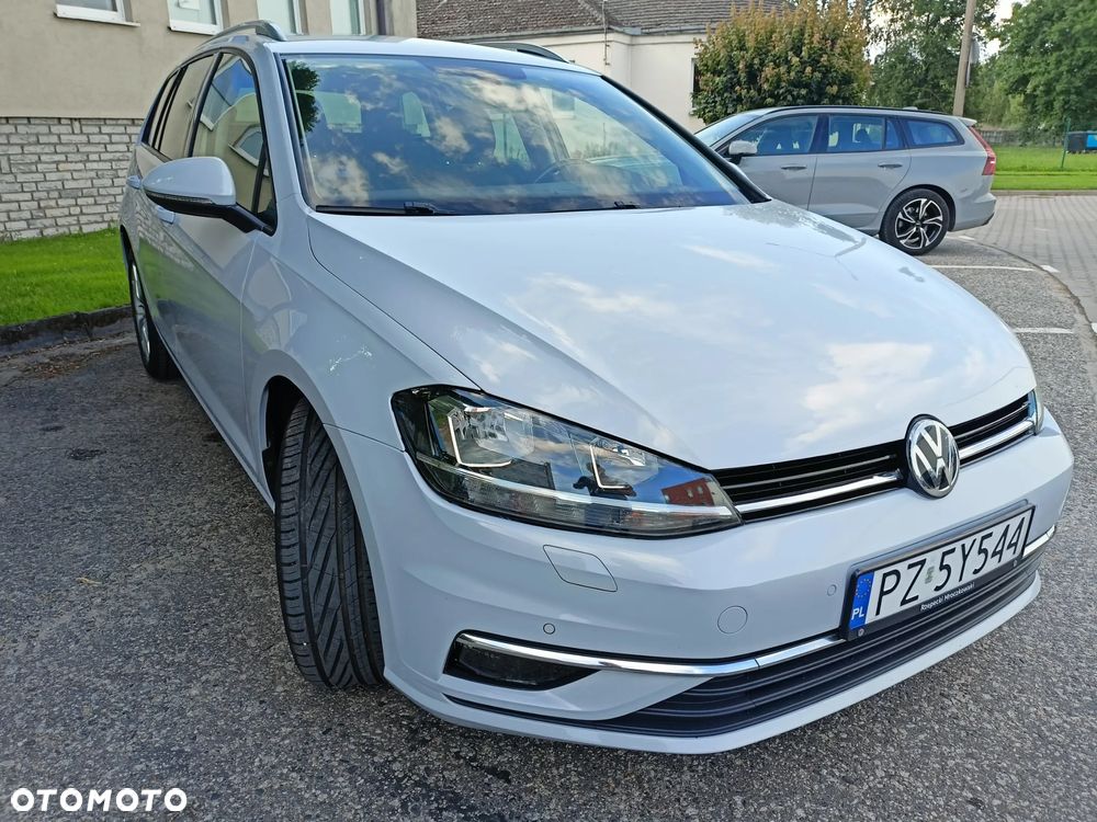 Volkswagen Golf 1.6 TDI SCR DSG Comfortline - 9