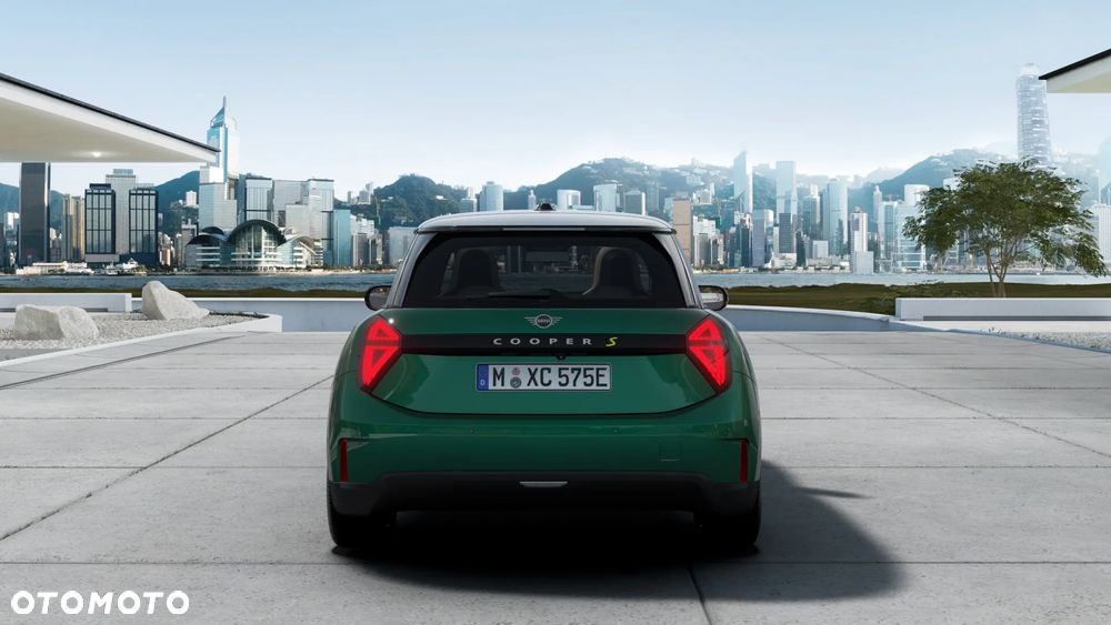 MINI Cooper SE Favoured Trim - 7