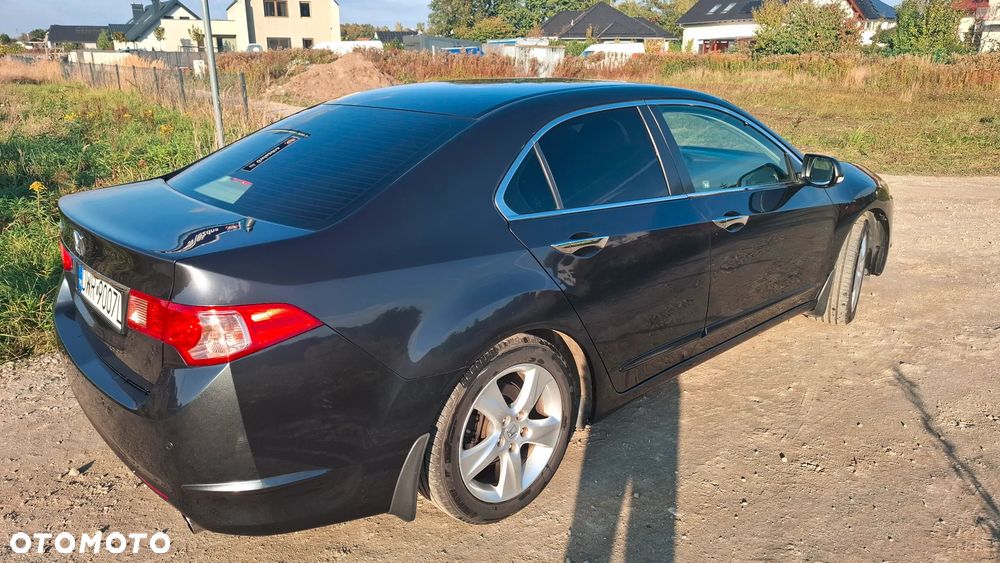 Honda Accord 2012 photo 2