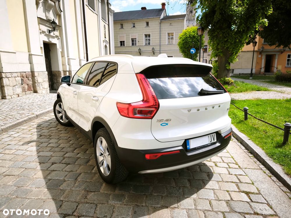 Volvo XC 40 T3 Momentum - 3