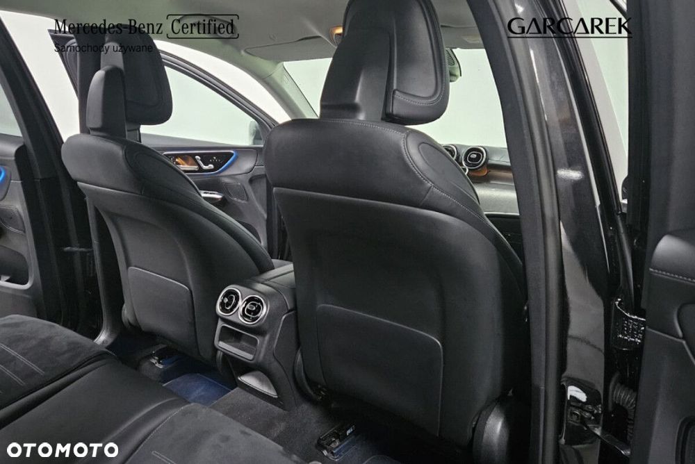 Mercedes-Benz GLC - 22