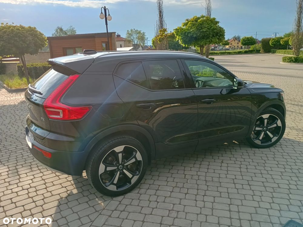 Volvo XC 40 T4 Geartronic Momentum - 16