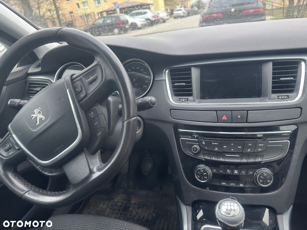 Peugeot 508 1.6 T Allure - 12