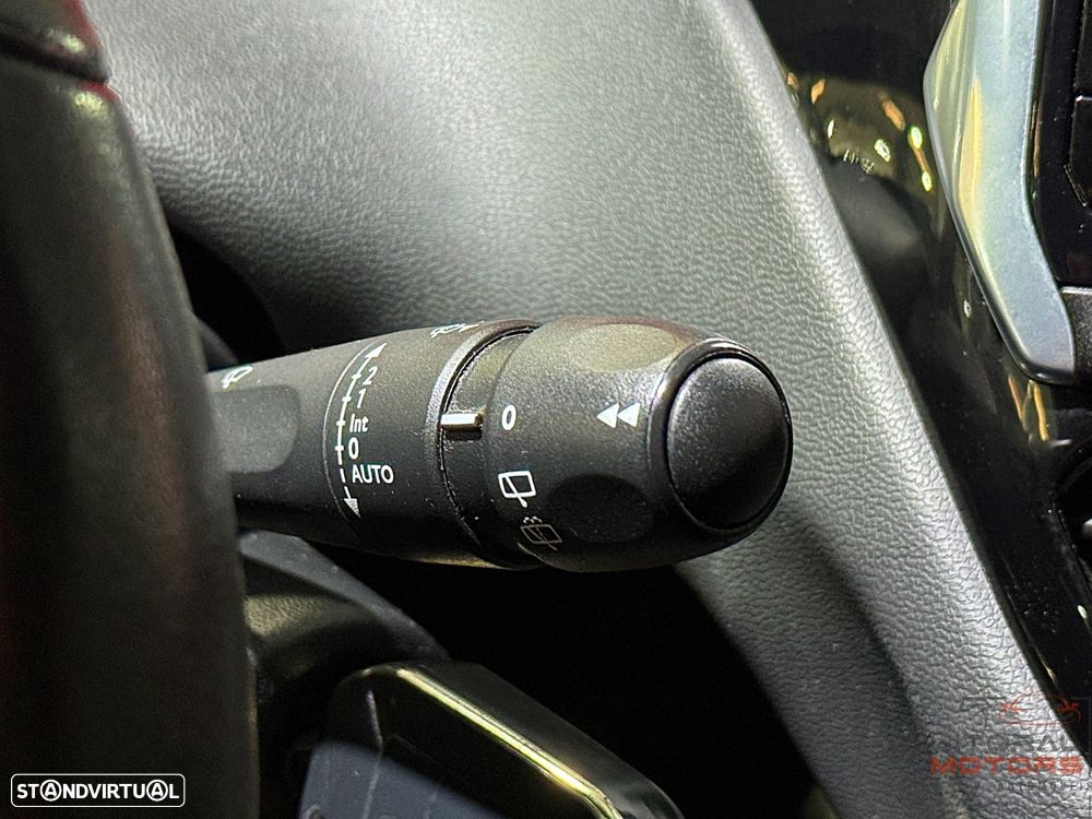 Peugeot 208 1.2 PureTech Style - 25