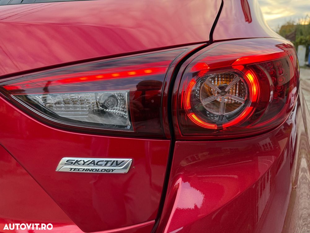 Mazda 3 SKYACTIV-G 120 Exclusive-Line - 17