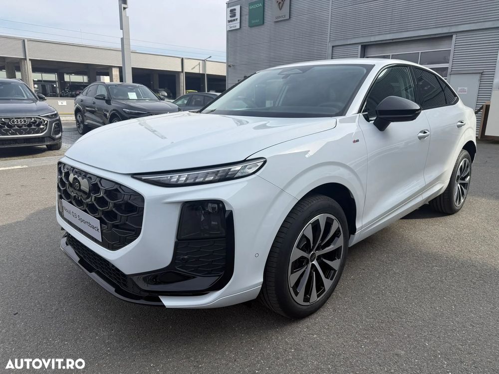 Audi Q3 1.5 35 TFSI S tronic S Line - 2