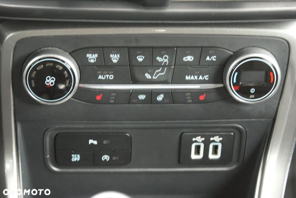 Ford EcoSport - 10