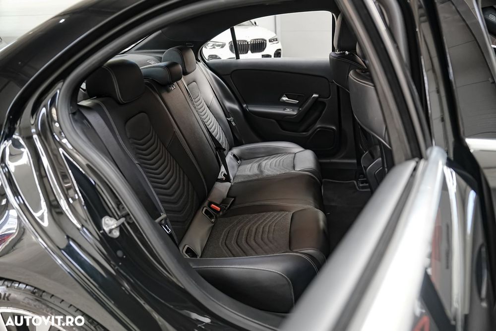 Mercedes-Benz A 180 d Sedan 8G-DCT - 17