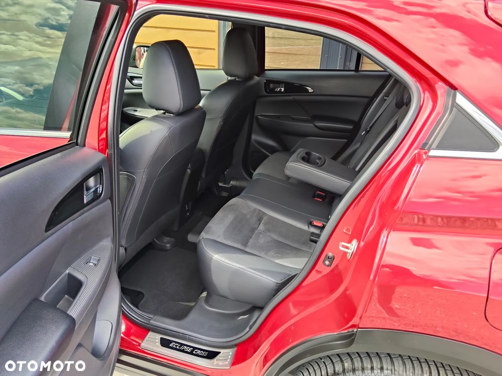 Mitsubishi Eclipse Cross 4WD Intro Edition - 24