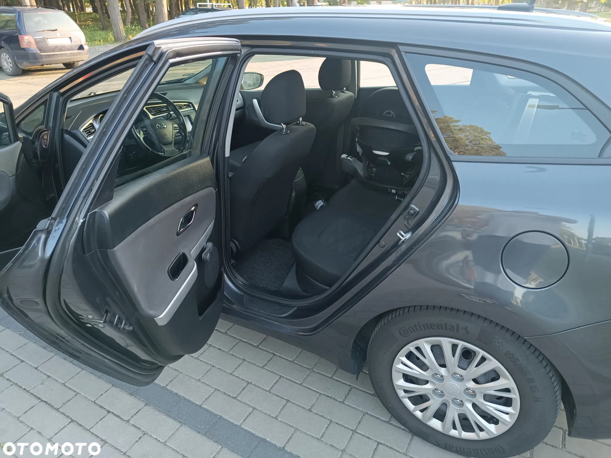 Kia Ceed Cee'd 1.6 CRDi L - 11