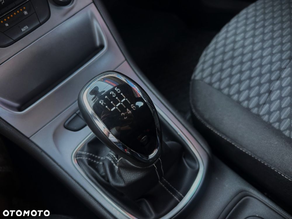 Opel Astra - 16