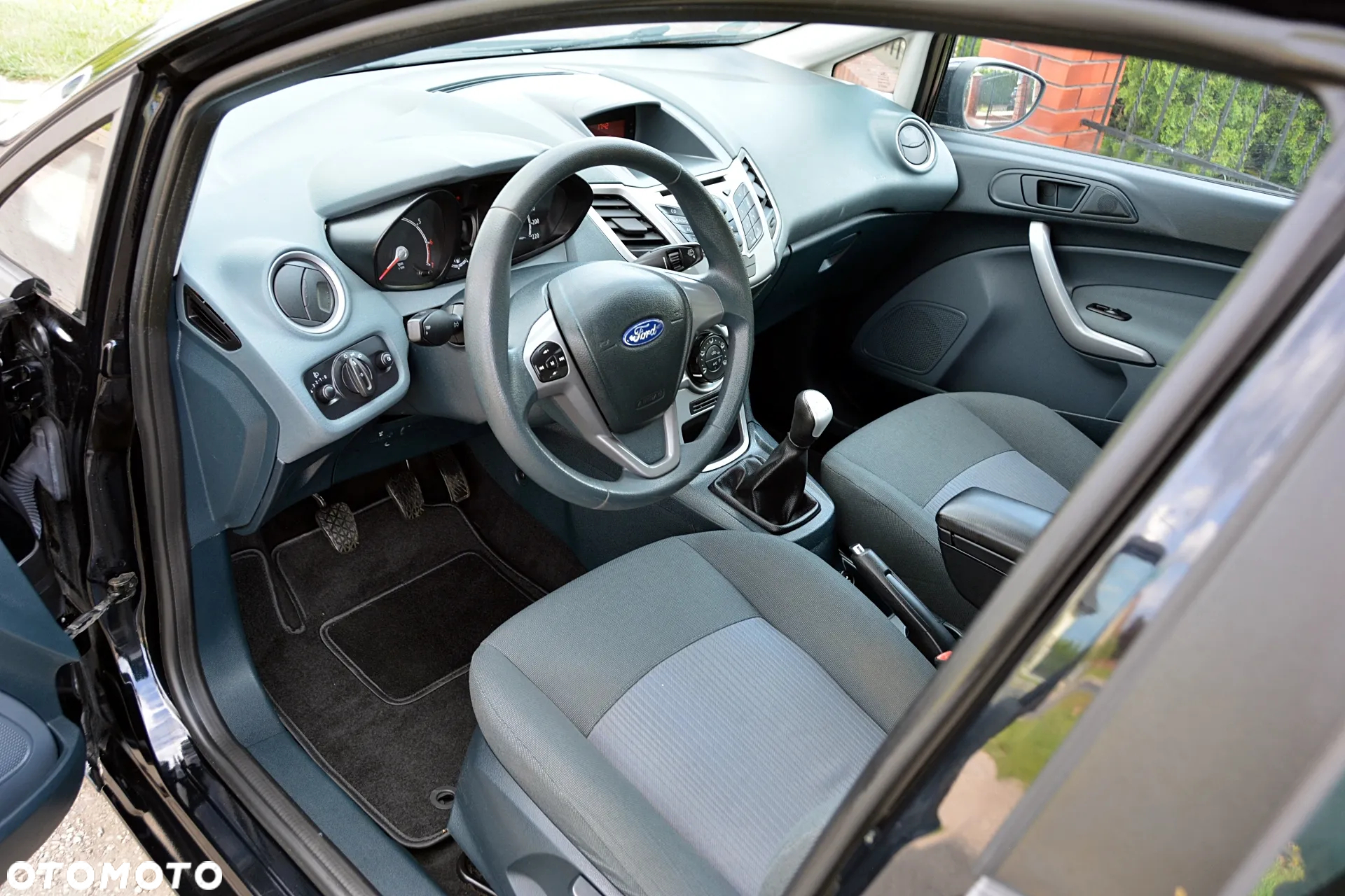 Ford Fiesta 1.25 Celebration - 6