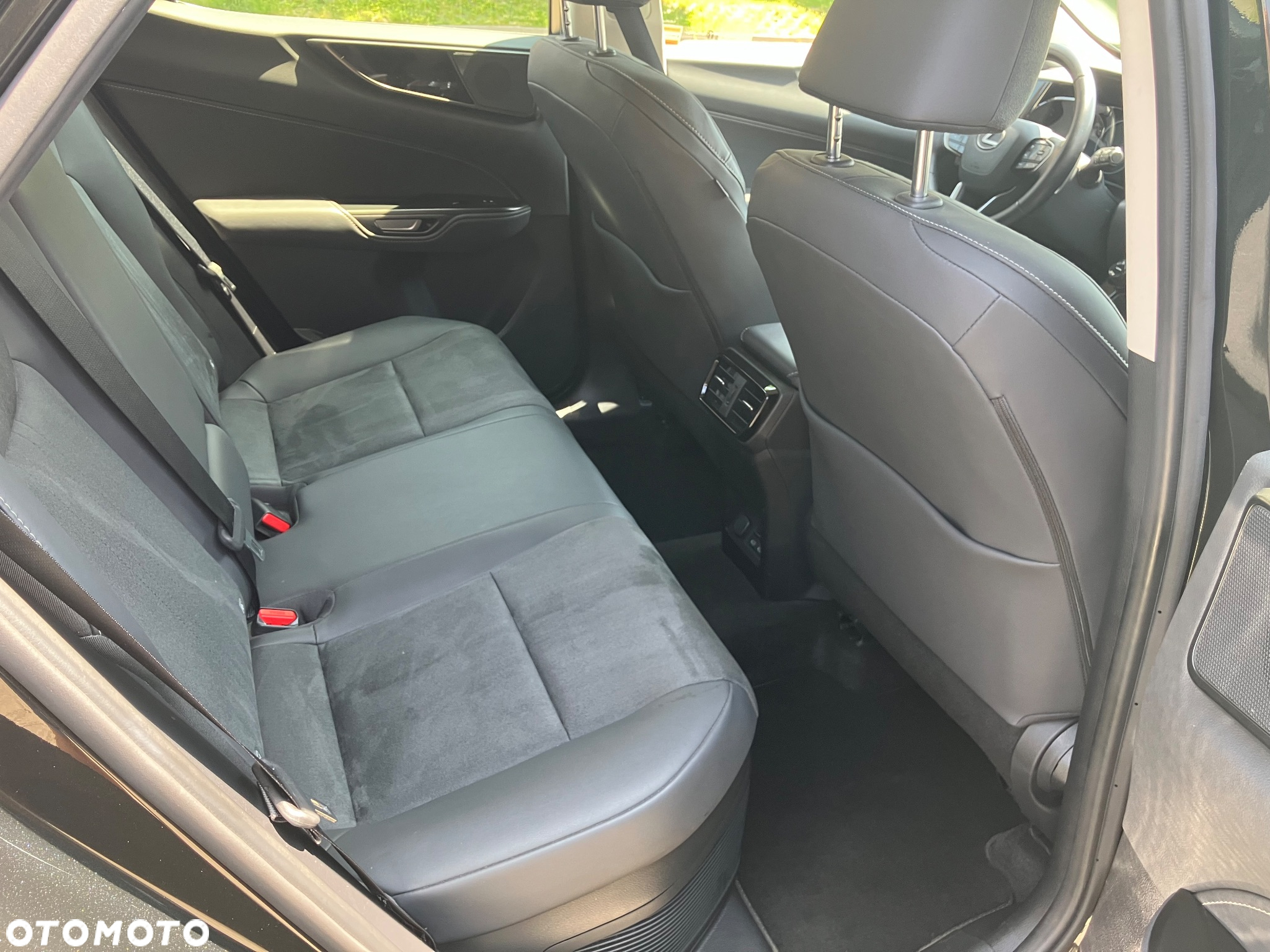 Lexus NX 350h Elegance 2WD - 17