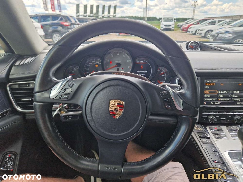 Porsche Panamera - 35