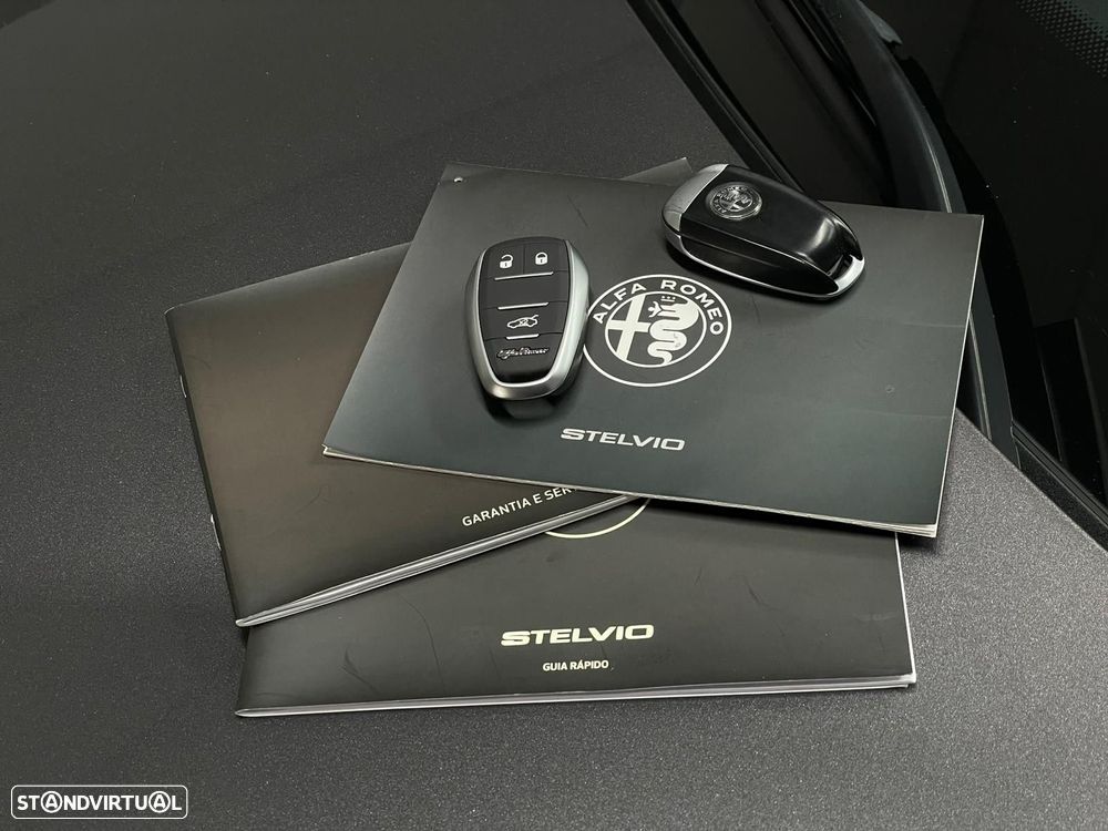 Alfa Romeo Stelvio 2.2 D Sprint AT8 - 2