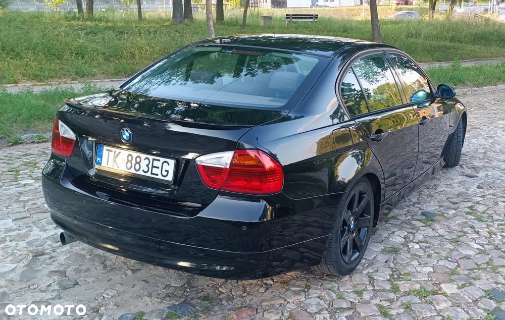 BMW Seria 3 320i - 5