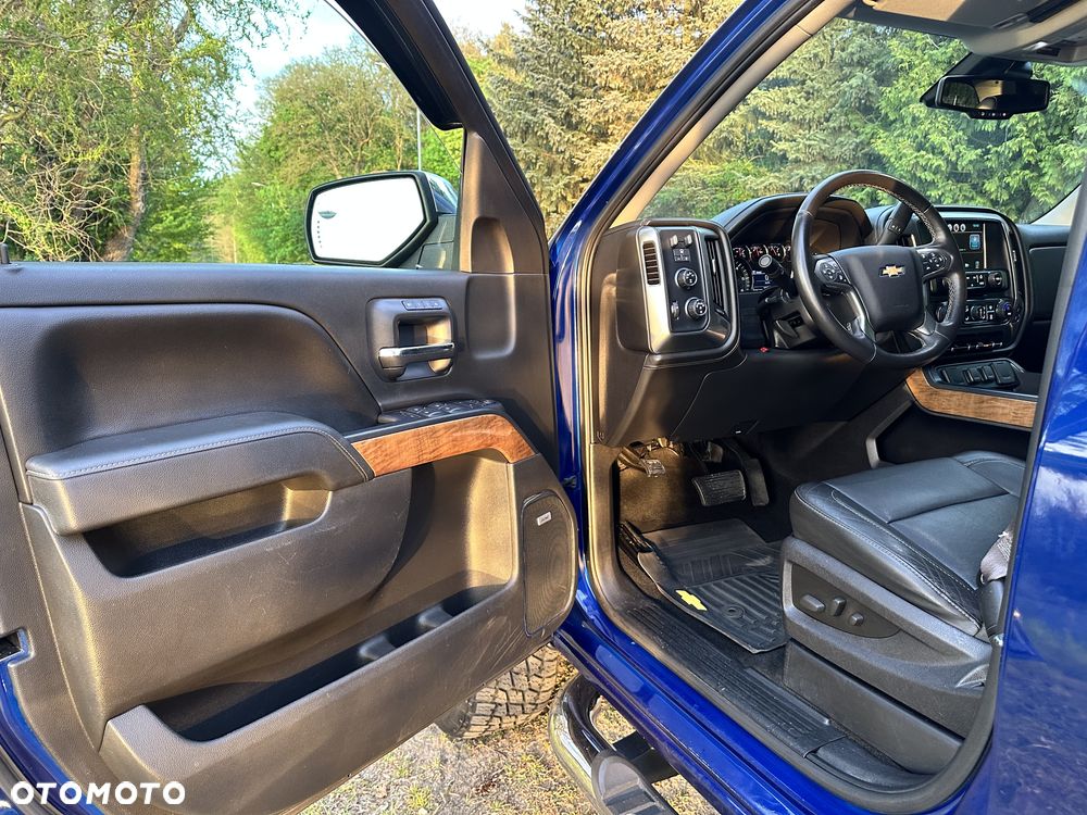 Chevrolet Silverado - 14